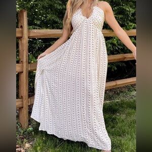 Chic Cream Patterned Maxi Dress